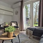 Vakantiehuis Cozy No 3 Wellness Hottub, Houtkachel En Airco