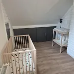 Cozy No 3 Wellness Hottub, Houtkachel En Airco Ewijk