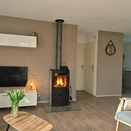 Cozy No 3 Wellness Hottub, Houtkachel En Airco * Ewijk