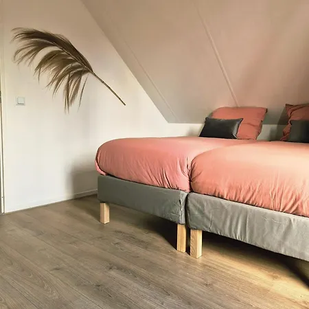 Cozy No 3 Wellness Hottub, Houtkachel En Airco Vakantiehuis Ewijk